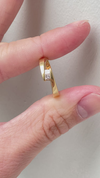 18ct Gold Diamond Ring