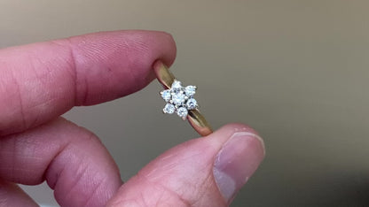 Vintage 9ct Gold Diamond Daisy Ring