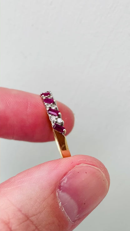 18ct Gold Ruby & Diamond Ring